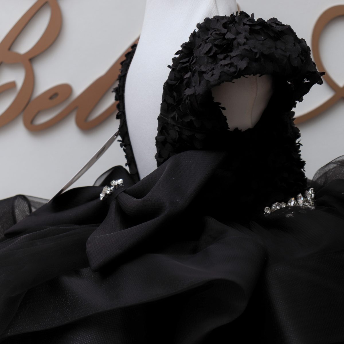 BLACK LUXE V. Մանկական երեկոյան սև զգեստ BelleAnge